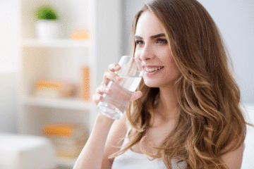aqua minera ásványvíz mentes szénsavas természetes